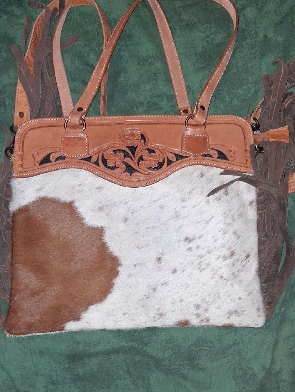 American Darling Tan Leather & Brown/White Cowhide Fringe Shoulder Bag - Picture 12 of 14